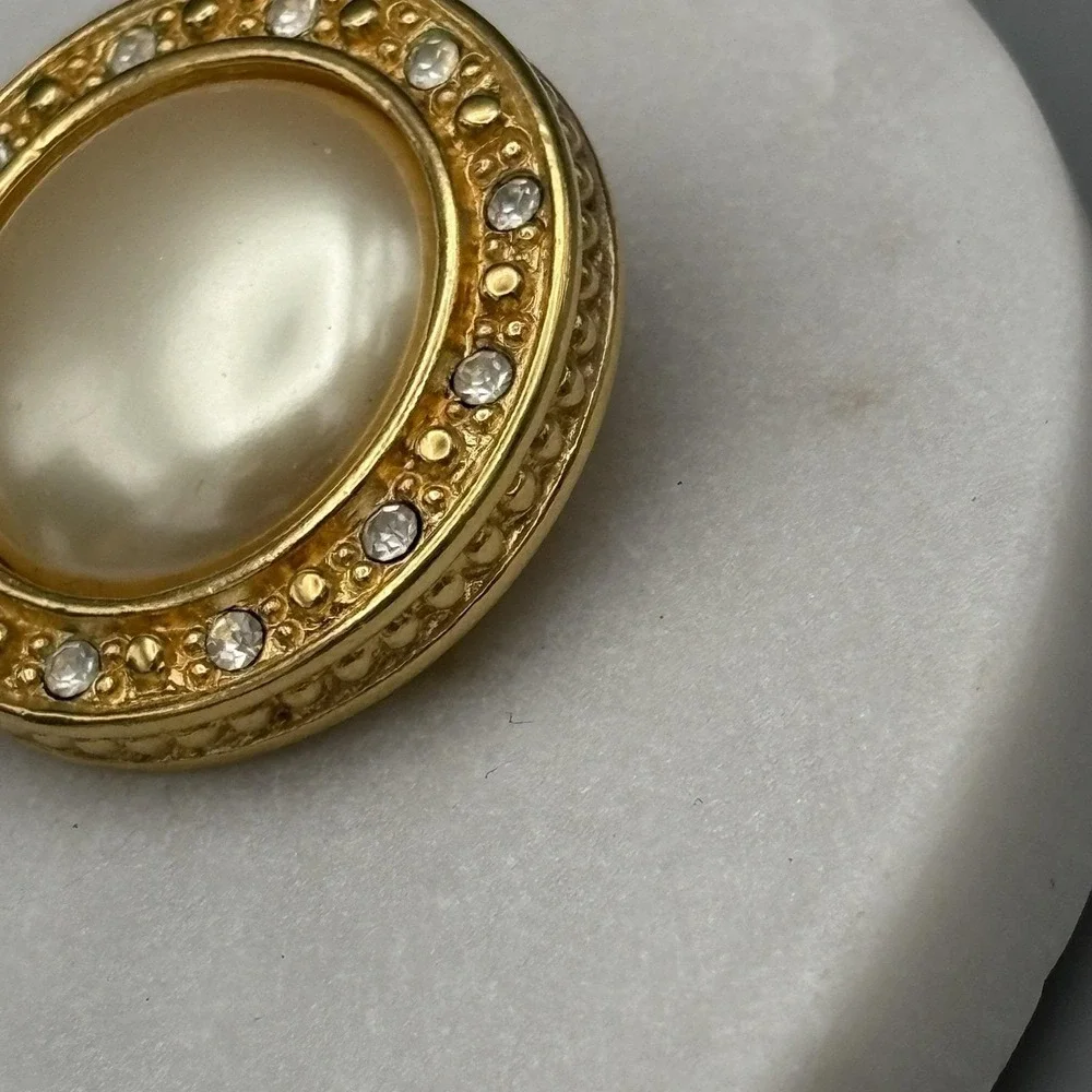 Vintage Liz Claiborne Clip On Earrings Faux Pearl Rhinestones Old Money